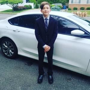 Meet your Posher, Collin